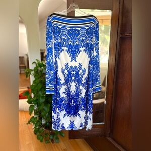 Naeem Khan Silk Boat-Neck Shift Dress. Long sleeve. Size 10.